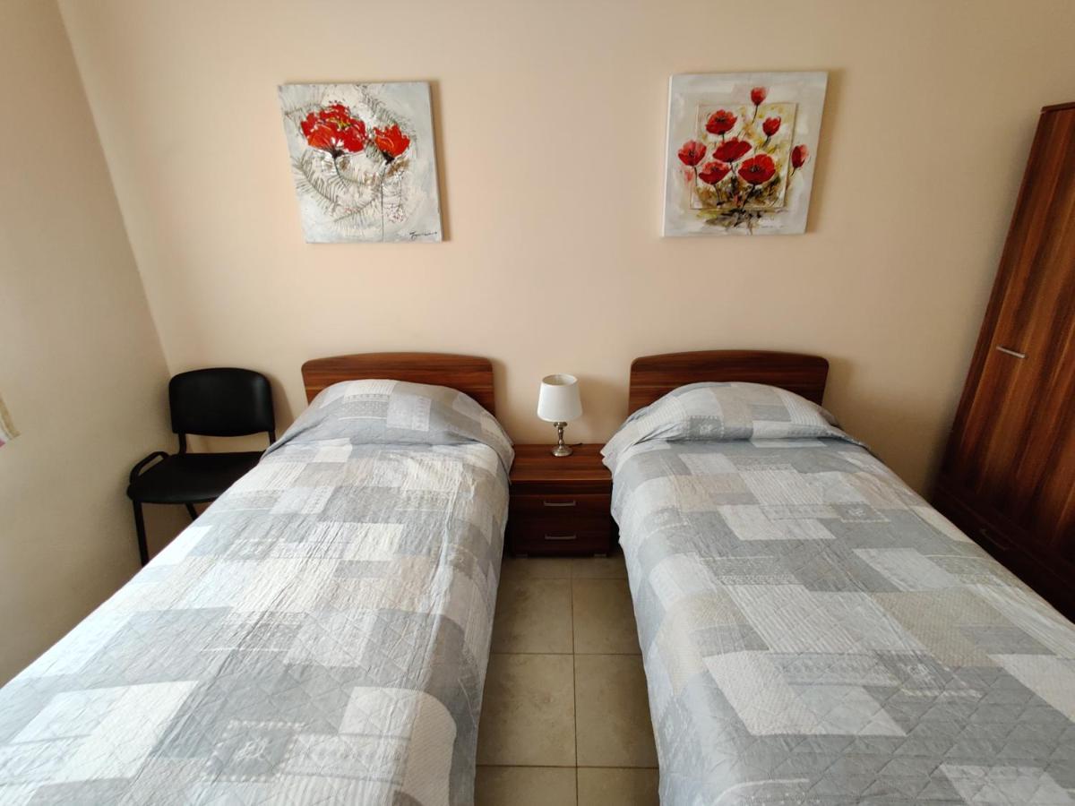 Doms Apartment Tarxien Dış mekan fotoğraf